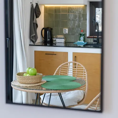 Casa Del Aljibe - El Estudio * La Asomada